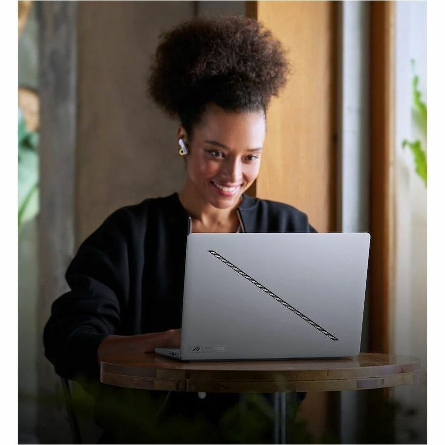 Asus ROG Zephyrus G16 GA605 GA605WV-XB96 16" Gaming Notebook - 2.5K - AMD Ryzen AI 9 370 - 32 GB - 1 TB SSD - Platinum White GA605WV-XB96