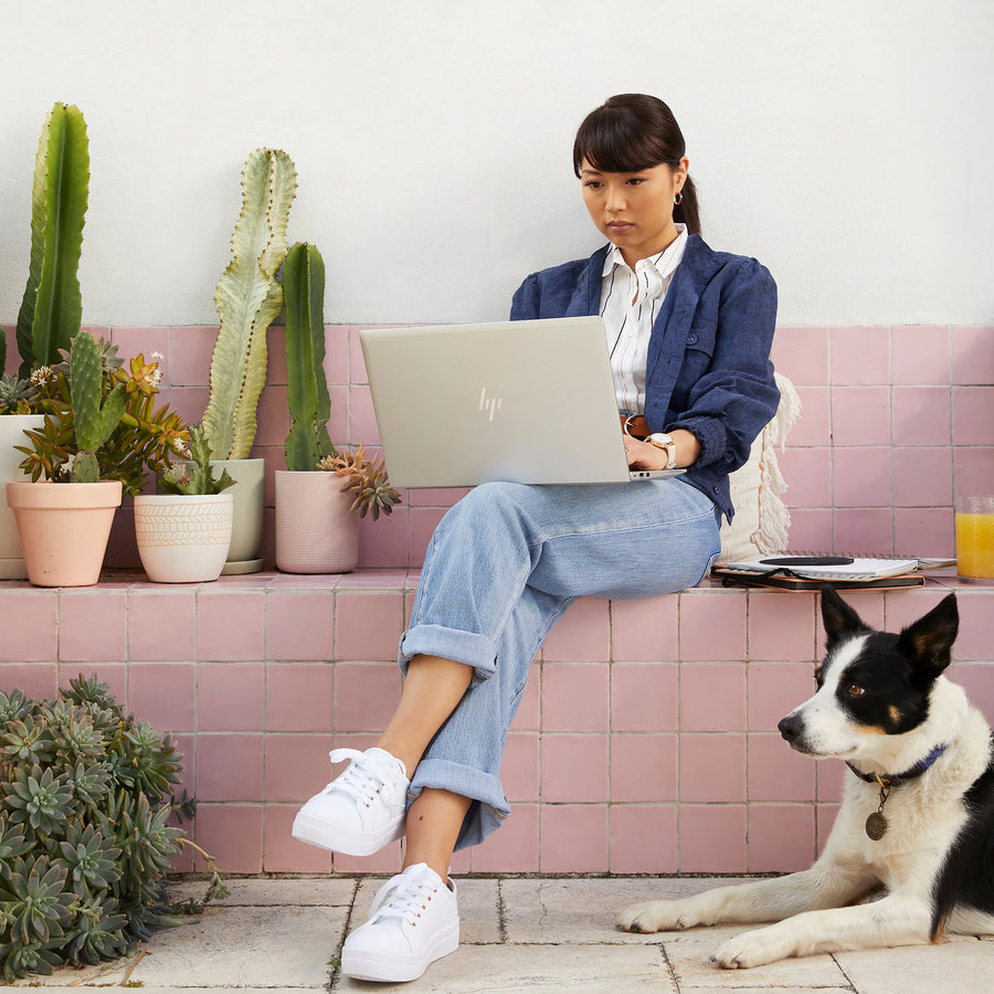 HP EliteBook 650 G9 15.6" Notebook - Full HD - 1920 x 1080 - Intel Core i5 12th Gen i5-1235U Deca-core (10 Core) 1.30 GHz - 16 GB Total RAM - 512 GB SSD 6Q2R7UT#ABA