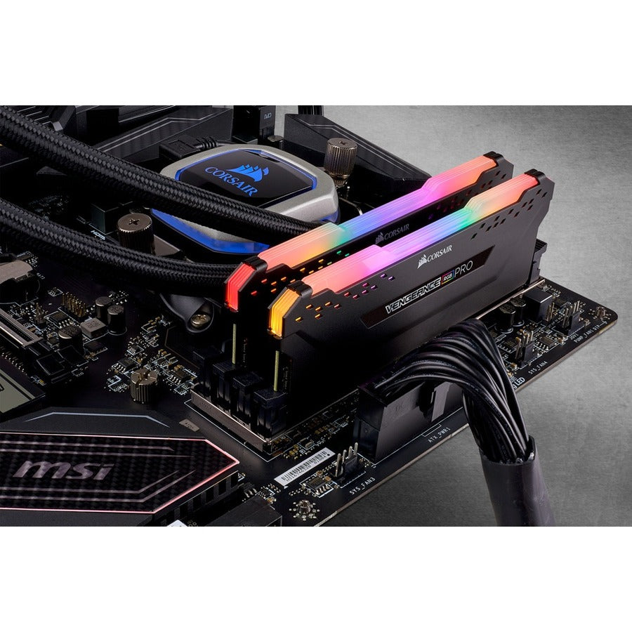 Kit de module de mémoire SDRAM DDR4 Corsair VENGEANCE RGB PRO 32 Go CMW32GX4M2D3600C18