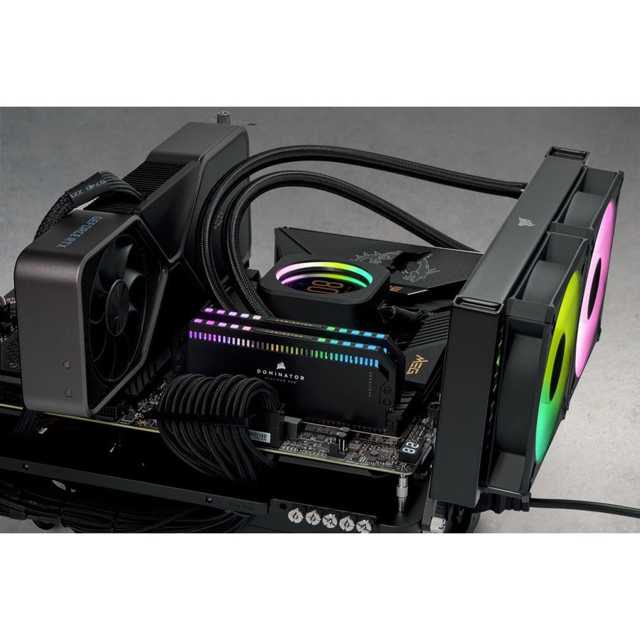 Kit de mémoire Corsair Dominator Platinum RGB 32 Go (2 x 16 Go) DDR5 DRAM 5 200 MHz C40 - Noir CMT32GX5M2B5200C40