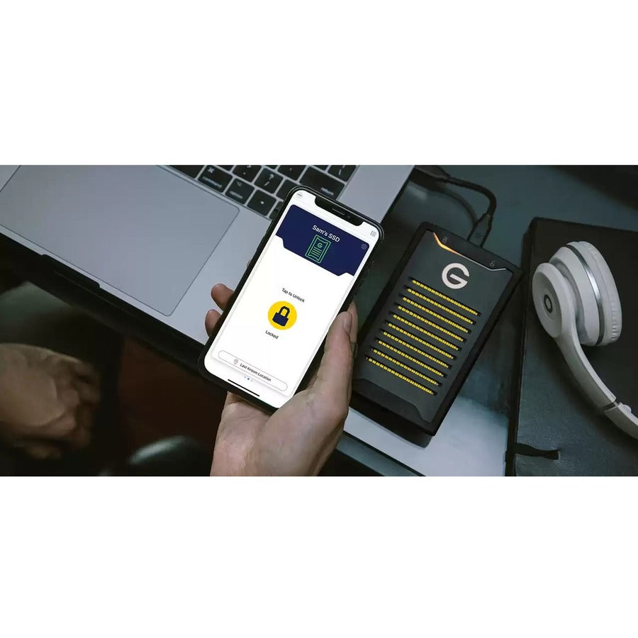 SanDisk Professional G-DRIVE ArmorLock SDPS41A-001T-GBANB Disque SSD portable robuste 1 To - M.2 externe SDPS41A-001T-GBANB