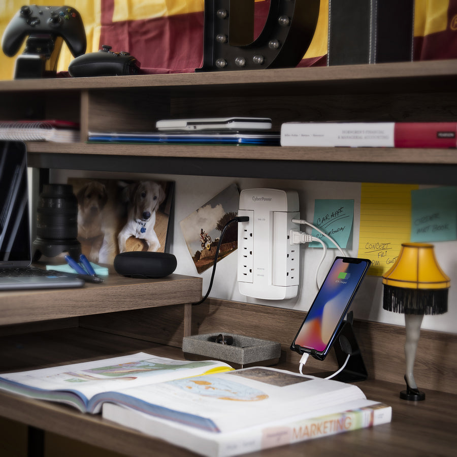 CyberPower Professional Suppresseur/Protecteur de surtension à 6 prises CSP600WSURC5