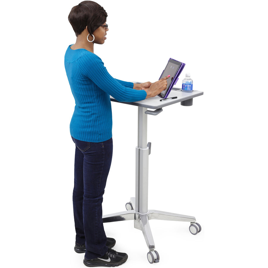 Ergotron LearnFit Sit-Stand Desk, Short 24-547-003
