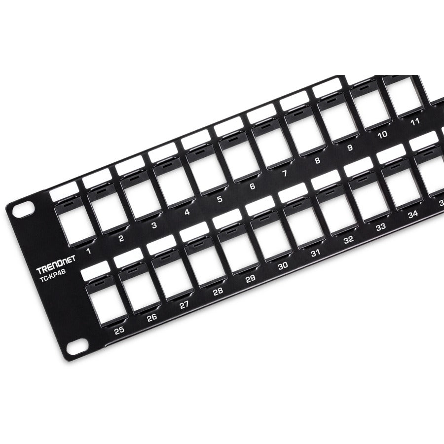 TRENDnet Panneau de brassage Keystone 2U HD vierge 48 ports, boîtier de montage en rack 2U 19", panneau de brassage réseau HD Keystone, recommandé avec les prises Keystone TC-K25C6 et TC-K50C6 Cat6 (vendues séparément), noir, TC-KP48 TC-KP48