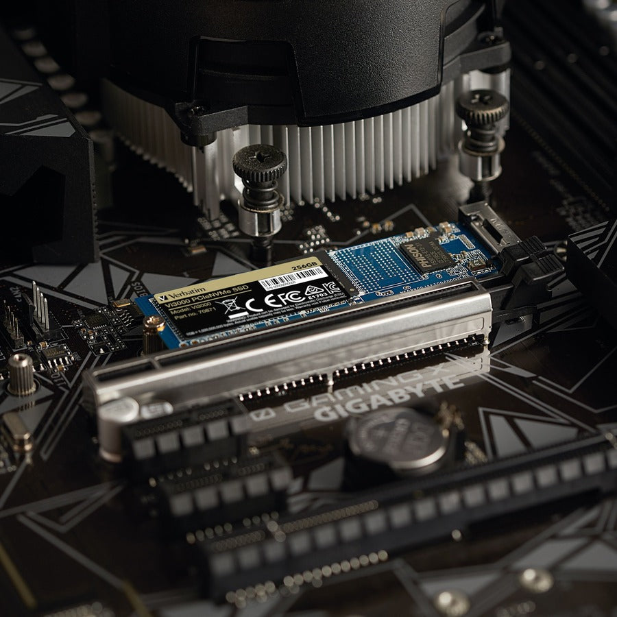 Disque SSD Verbatim Vi3000 256 Go - M.2 2280 interne - PCI Express NVMe (PCI Express NVMe 3.0 x4) 70871