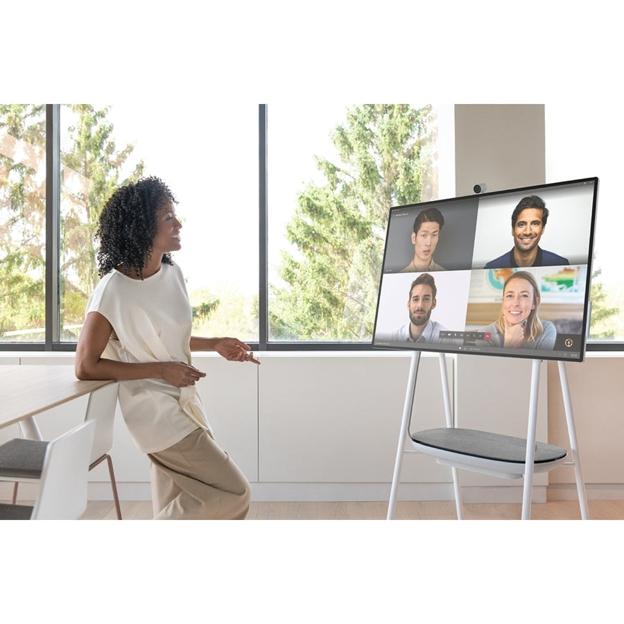 APC by Schneider Electric Smart-UPS Charge Mobile Battery for Microsoft Surface Hub 2 CSH2