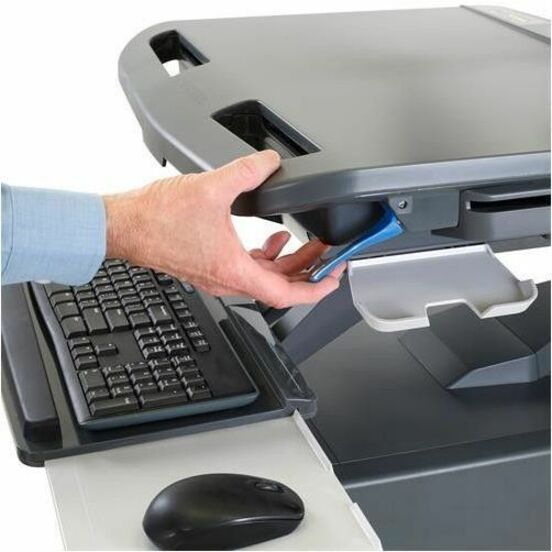 Chariot Ergotron StyleView avec pivot LCD, alimenté par LiFe, US/CA/MX (gris foncé) SV42-8302-1