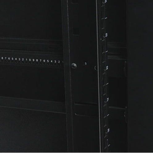 Tripp Lite par Eaton SmartRack Premium SR42UBG Armoire rack pour boîtier SR42UBG