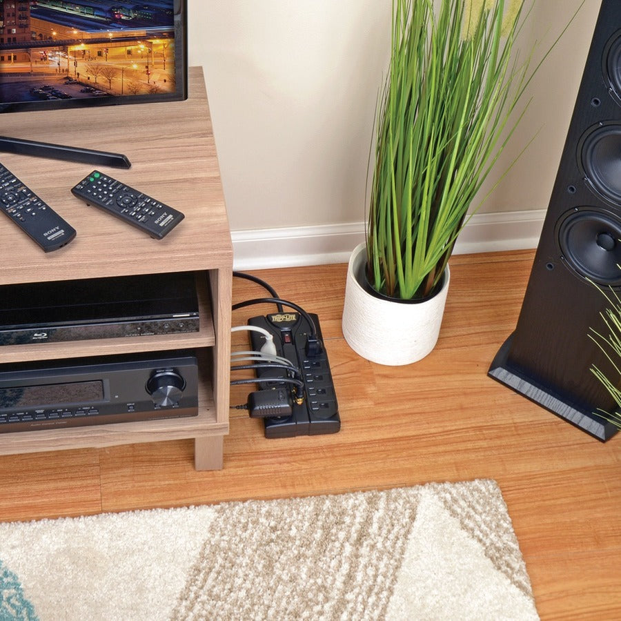 Tripp Lite ProtectIT TLP808TELTV Suppresseur de surtension 8 prises 120 V TLP808TELTV