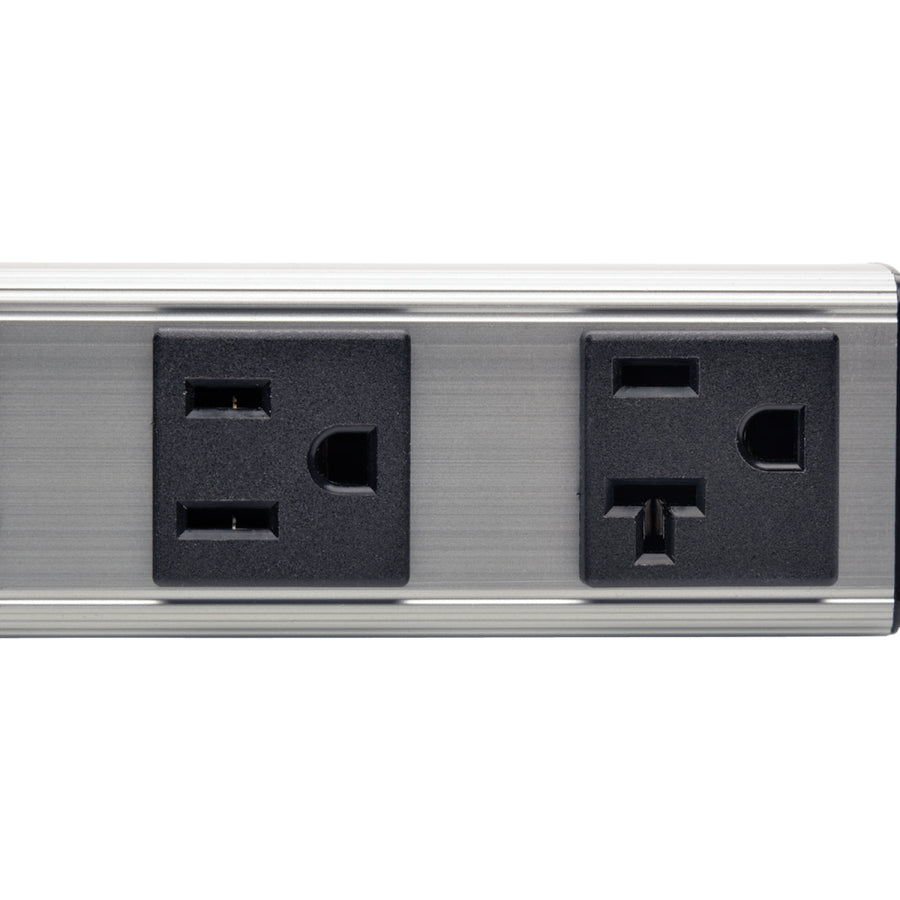 Tripp Lite par Eaton Multiprise verticale à 4 prises avec 15 pi. Cordon PS120420