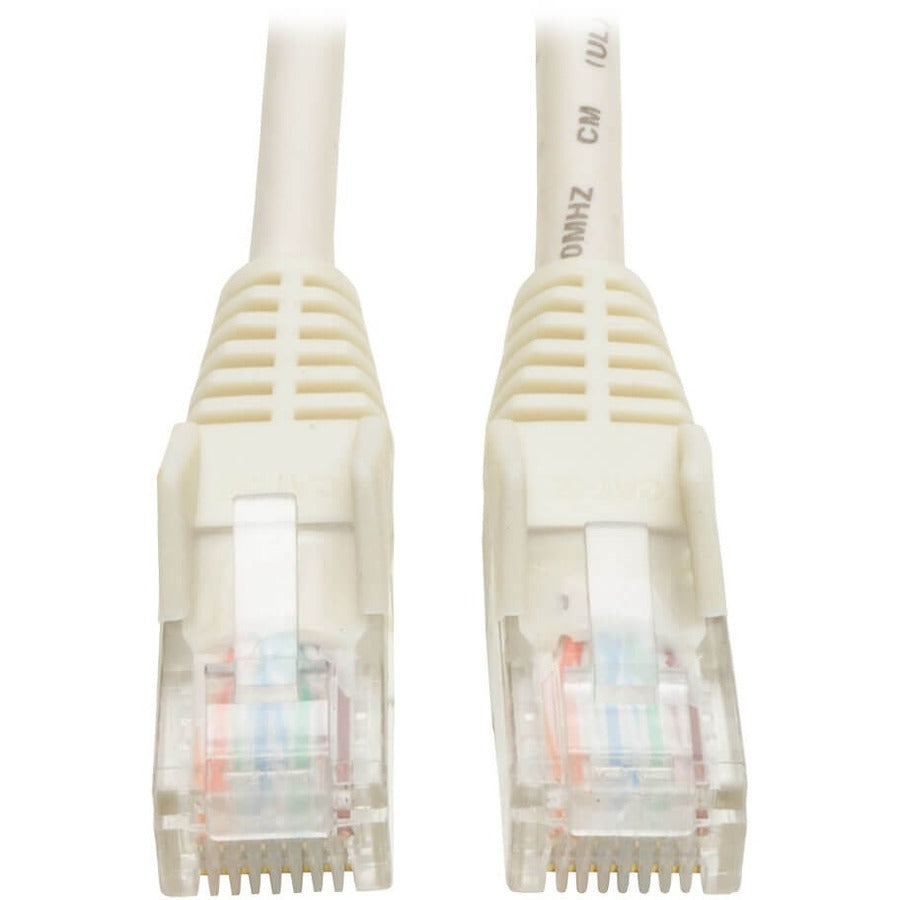 Tripp Lite par Eaton 7 pieds. Câble moulé sans accroc Cat5e 350 MHz (RJ45 M/M) - Blanc N001-007-WH