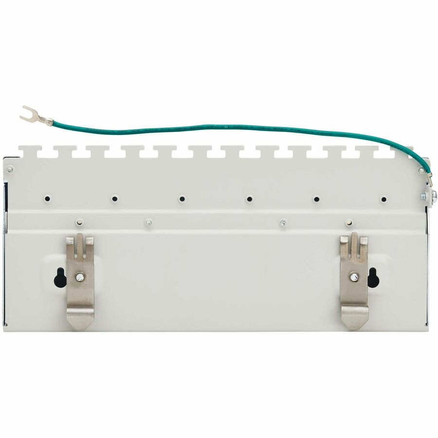 Panneau de brassage Tripp Lite by Eaton Cat6a STP, 8 ports, rail DIN ou montage mural, TAA N250-SH08-DIN6A