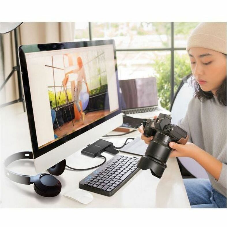 Belkin Connect USB-C 4-Port Hub, Adapter Dongle, 4xUSB-C Ports & 100W PD Max 10Gbps Data Transfer Mac/Chromebook AVC018BTBK