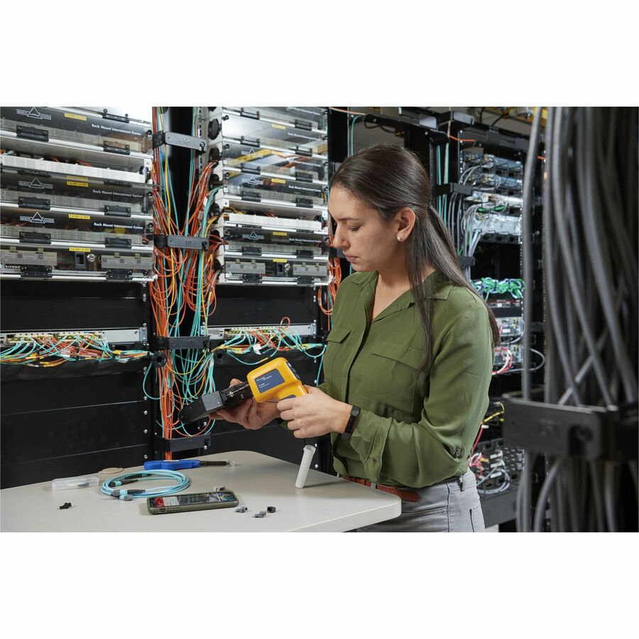 Fluke Networks FiberInspector Pro FI-3000 Cable Analyzer FI-3000