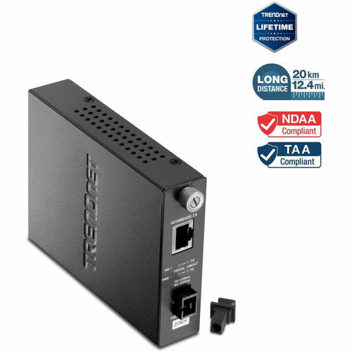 TRENDnet 10/100 Mbps TX vers 100Base-FX Convertisseur de média fibre monomode double longueur d'onde ; Utiliser avec TFC-110S20D5 ; Jusqu'à 20 km (12,4 milles); Convertisseur fibre vers Ethernet ; Protection à vie ; TFC-110S20D3 TFC-110S20D3