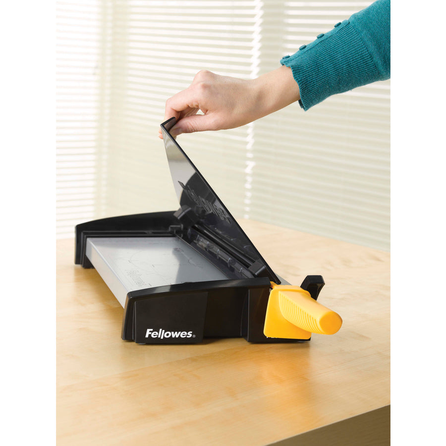 Fellowes Fusion&trade; 120 Paper Cutter 5410802