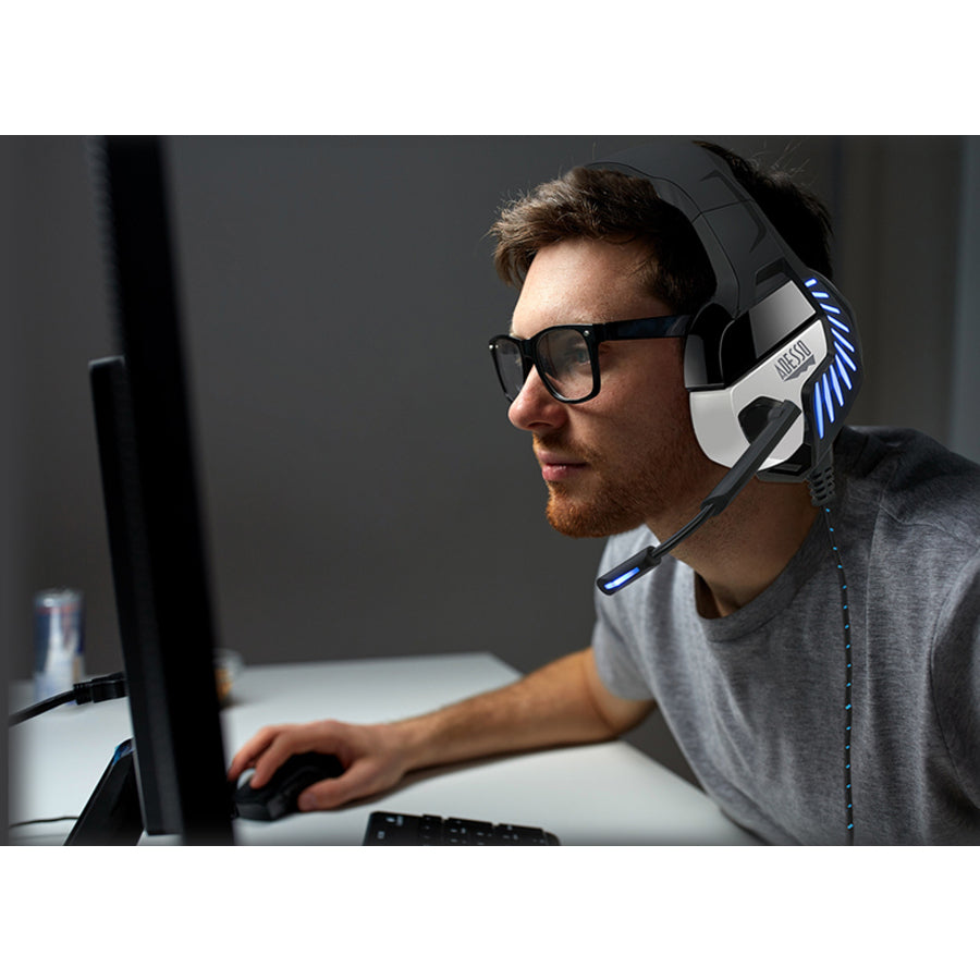 Adesso Virtual 7.1 Surround Sound Gaming Headset with Vibration XTREAM G4