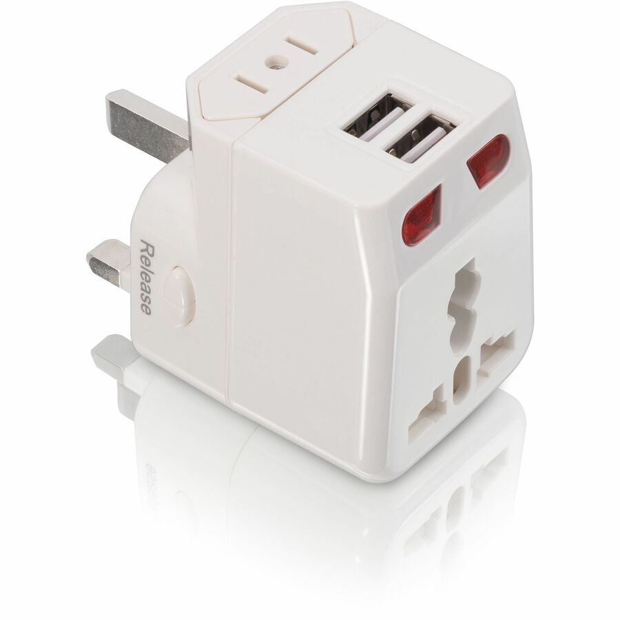 iStore World Travel Adapter with Dual USB Charging Ports APK03206CAI