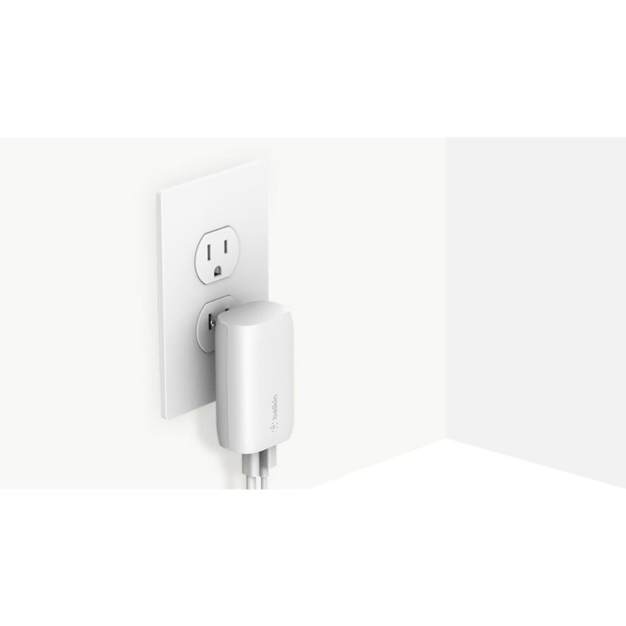 Belkin BoostCharge USB-C Power Delivery + USB-A Wall Charger 32W - Power Adapter WCB008DQWH