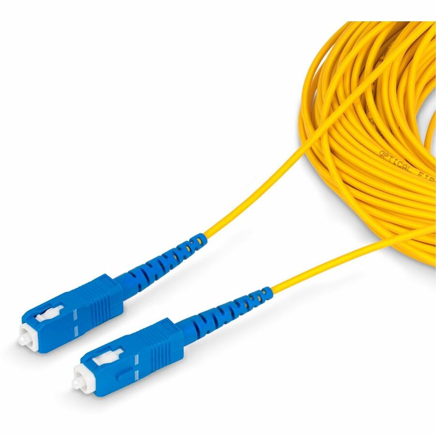 StarTech.com 30m (98.4ft) SC to SC (UPC) OS2 Single Mode Simplex Fiber Optic Cable, 9/125, 40G/100G, Low Insertion Loss, LSZH Jumper Cord SPSMSCSC-OS2-30M