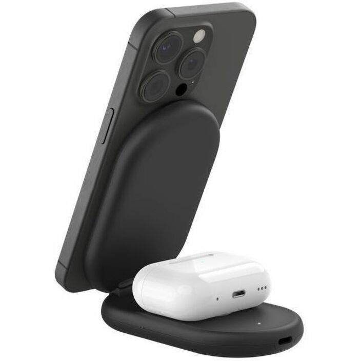 Belkin BoostCharge 2-in-1 Magnetic Foldable Wireless Charger with Qi2 15W WIZ028TTBK