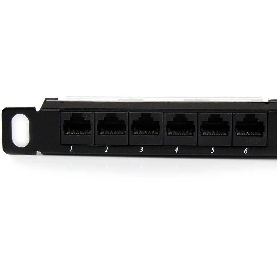 StarTech.com Panneau de brassage 24 ports 0,5U Cat5e - Panneau de brassage Ethernet RJ45 Cat 5e 110 monté en rack PANELHU24