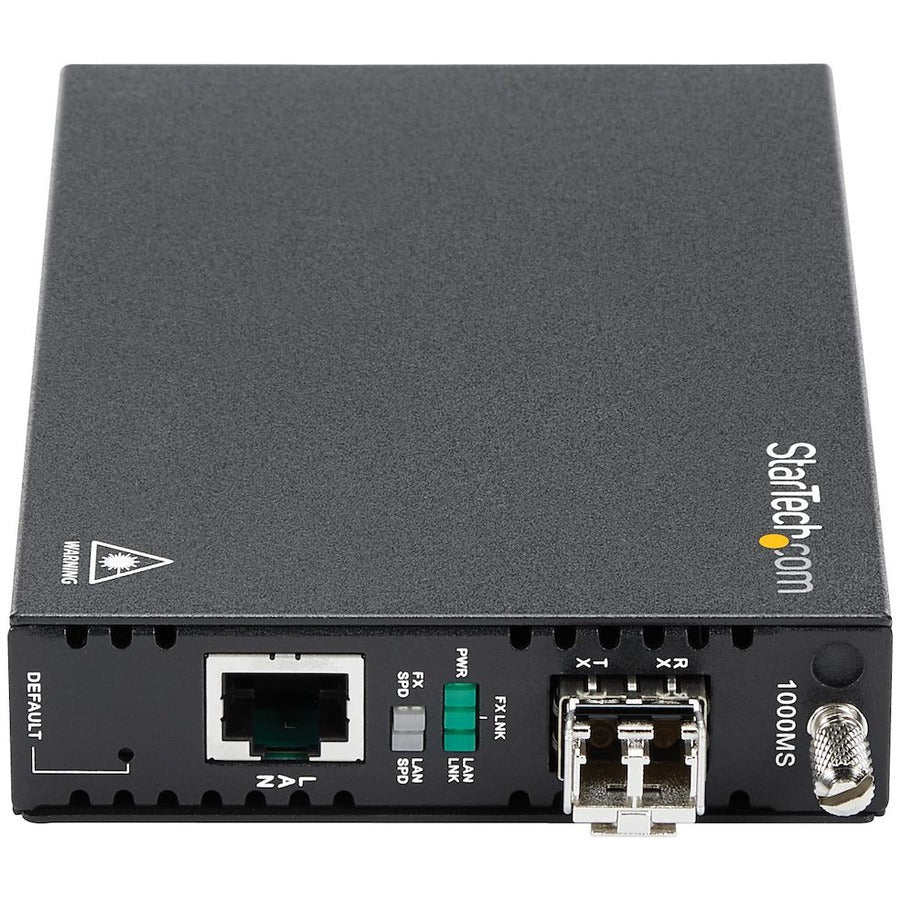 StarTech.com OAM Managed Gigabit Ethernet Fiber Media Converter - Multi Mode LC 550m - 802.3ah Compliant ET91000LCOAM