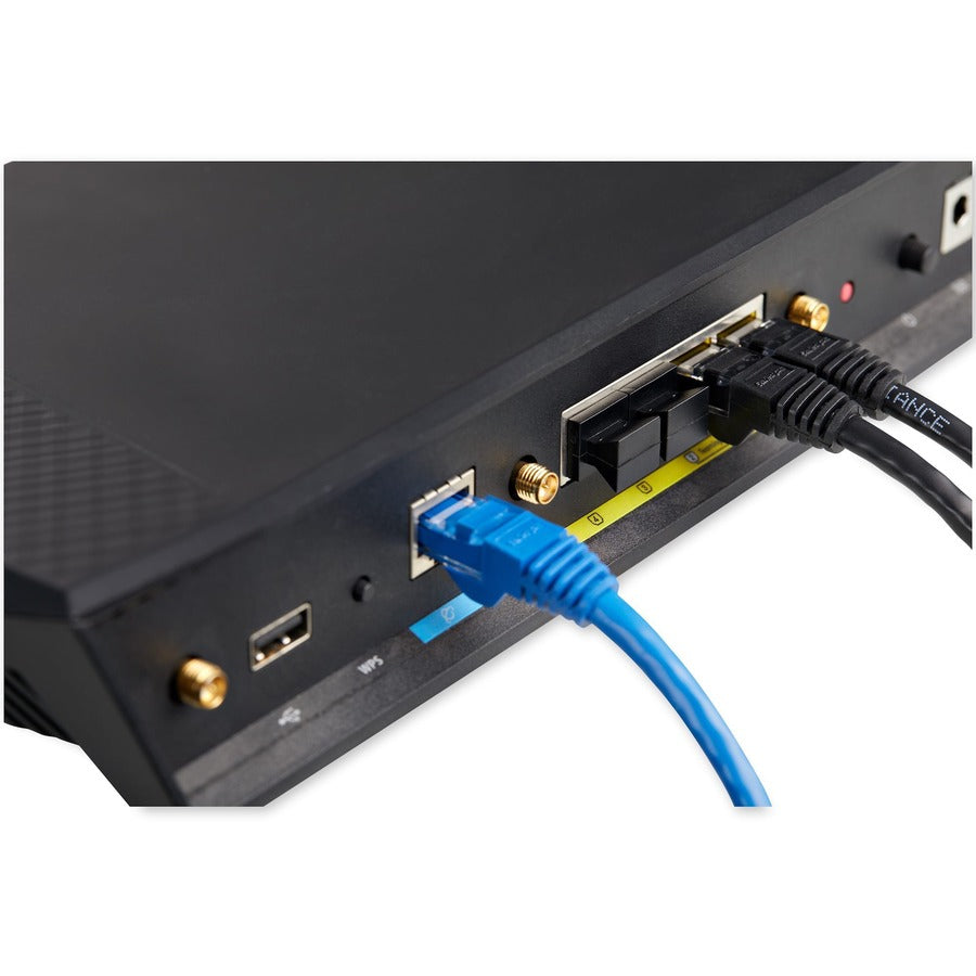 StarTech.com 100 RJ45 Dust Covers - Reusable RJ45 Blanking Plug/ Dust Cap - Snap In Ethernet/LAN Port Protector/ Blocker for Hubs/Switches RJ45COVER