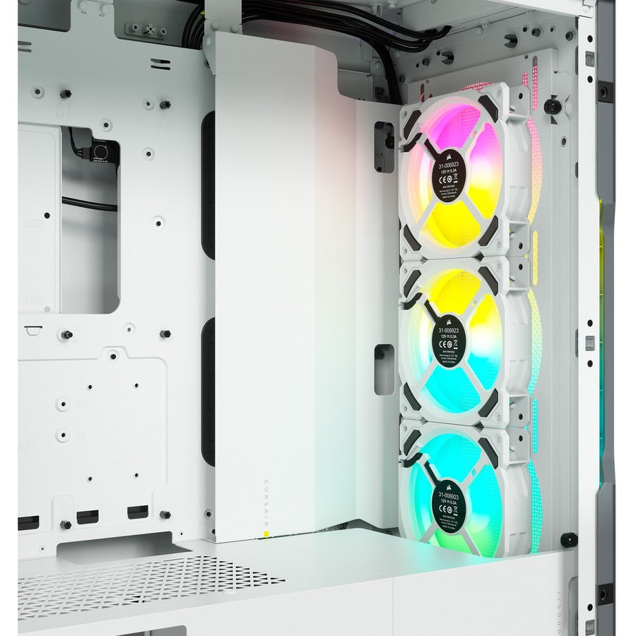 Boîtier PC ATX moyenne tour Corsair iCUE 5000T RGB en verre trempé - Blanc CC-9011231-WW