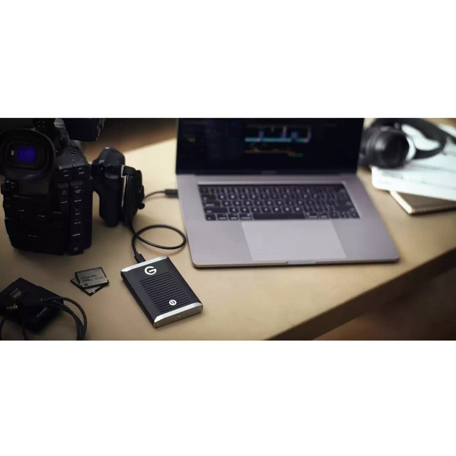 SanDisk Professional G-DRIVE Pro SDPS51F-002T-GBANB 2 TB Portable Solid State Drive - M.2 External SDPS51F-002T-GBANB