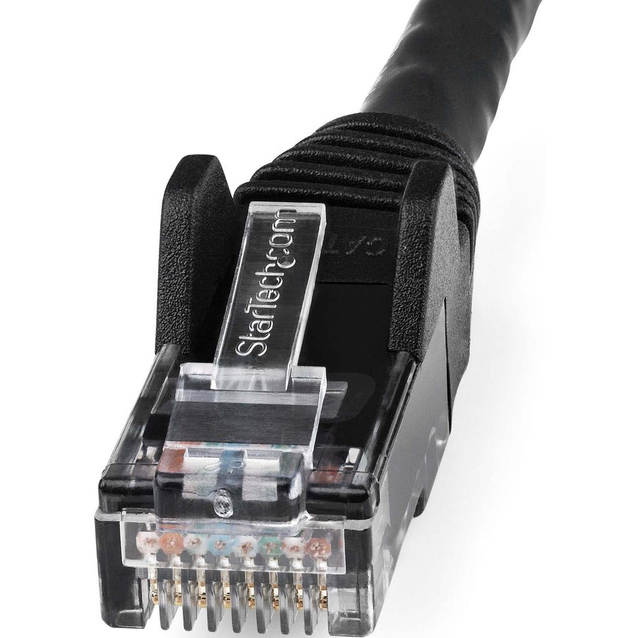 StarTech.com Câble Ethernet CAT6 de 15 cm, LSZH (faible fumée sans halogène) 10 GbE sans accroc 100 W PoE UTP RJ45 cordon de brassage réseau noir, ETL N6LPATCH6INBK