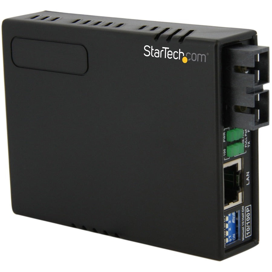 StarTech.com StarTech.com 10/100 Multi Mode Fiber to Ethernet Media Converter SC 2km with PoE MCM110SC2P