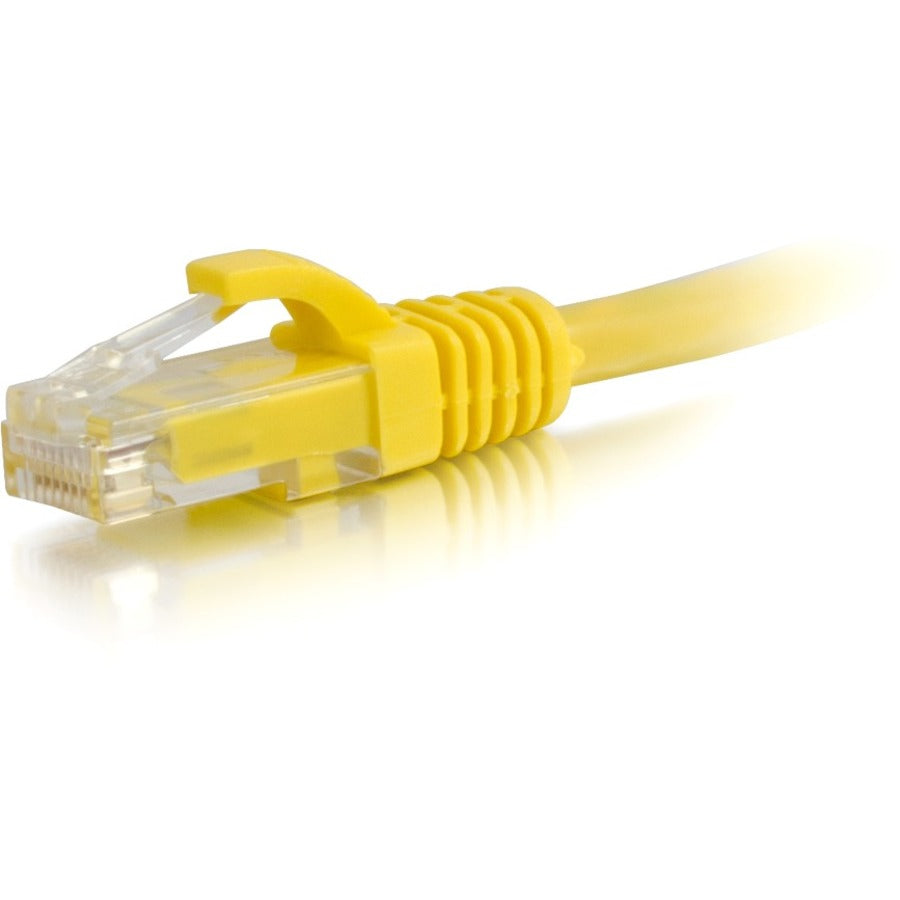 Câble de raccordement réseau C2G 6 pouces Cat6 sans accroc non blindé (UTP) - Jaune 00956