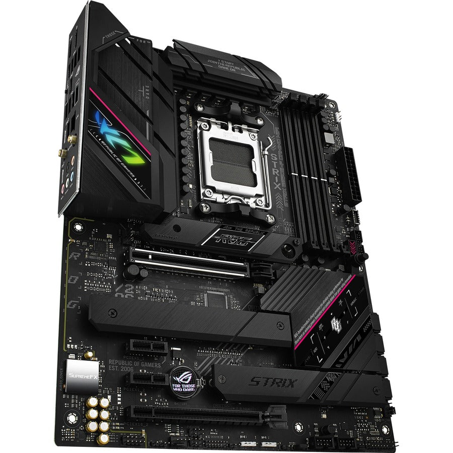 Carte mère de bureau de jeu Asus ROG Strix B650E-F GAMING WIFI - Chipset AMD B650 - Socket AM5 - ATX ROG STRIX B650E-F GAMING WIFI