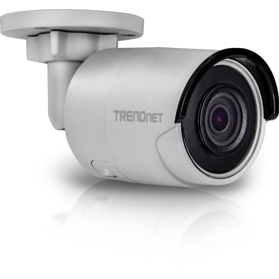 TRENDnet Caméra réseau Bullet intérieure/extérieure 8 MP 4K H.265 120 dB WDR PoE, TV-IP1318PI, boîtier résistant aux intempéries IP67, vision nocturne IR SmartCovert jusqu'à 30 m (98 pieds), emplacement pour carte microSD TV-IP1318PI