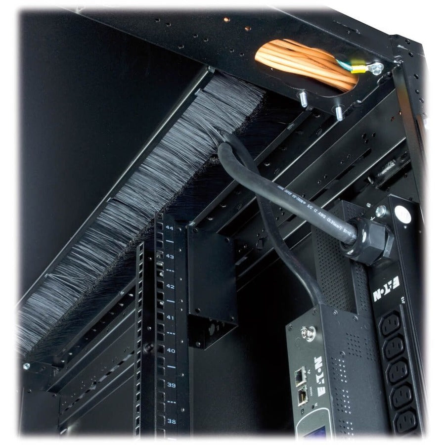 Rack Eaton série S : 48U, 24" de largeur, 48" de profondeur avec panneau de séparation ETN-ENC482448S