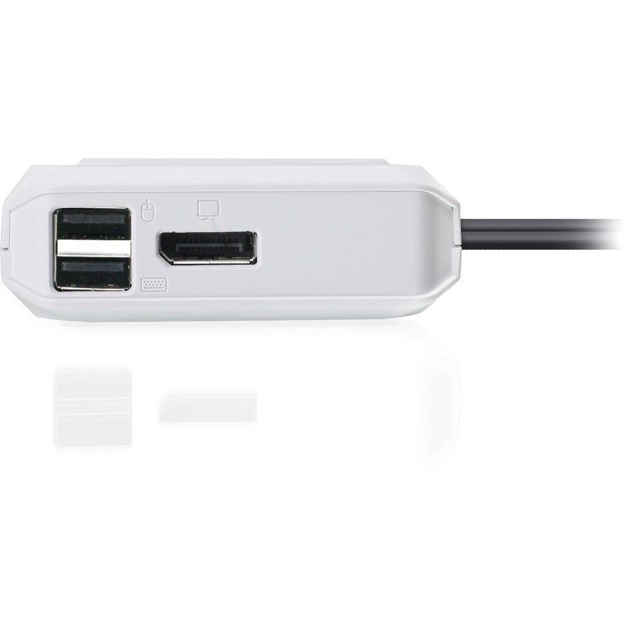 Commutateur KVM USB-C 4K IOGEAR à 2 ports avec sortie DisplayPort GCS72CC