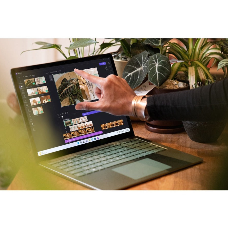 Ordinateur portable à écran tactile Microsoft Surface Laptop 5 13,5" - 2256 x 1504 - Intel Core i7 12e génération i7-1265U - Plateforme Intel Evo - 16 Go de RAM totale - 256 Go SSD - Noir mat RB1-00001