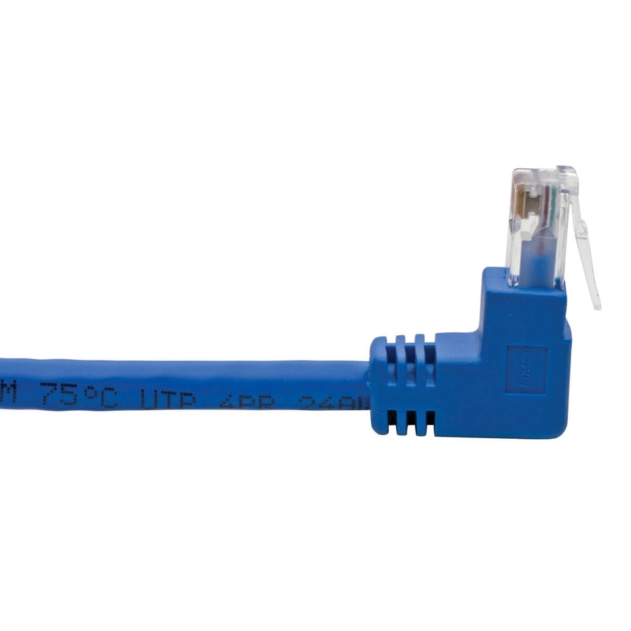 Tripp Lite by Eaton N204-005-BL-UD Câble de brassage UTP Cat6, mâle à angle haut/mâle à angle bas - 5 pieds, bleu N204-005-BL-UD