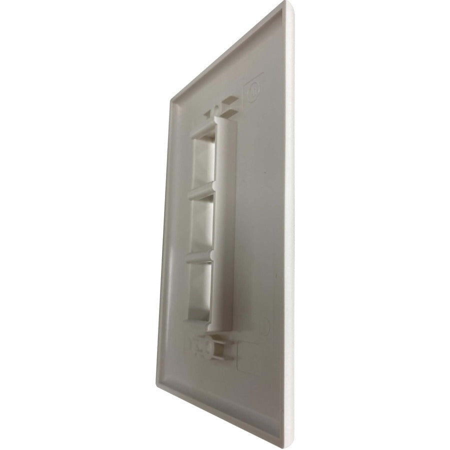 Tripp Lite by Eaton Safe-IT Plaque murale Keystone simple à 3 ports, antibactérienne, ivoire mat, TAA N042AB-003-IVM