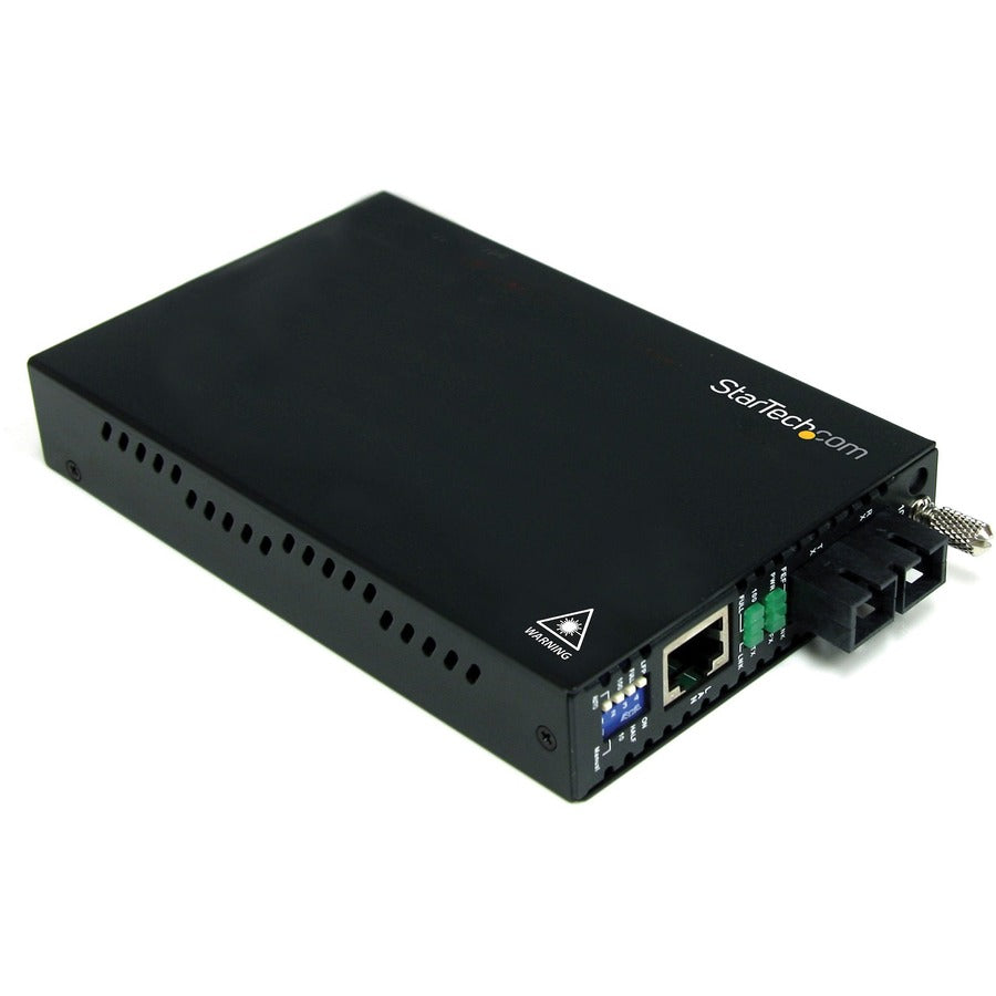 StarTech.com 10/100 Mbps Single Mode Fiber Media Converter SC 30 km ET90110SM302