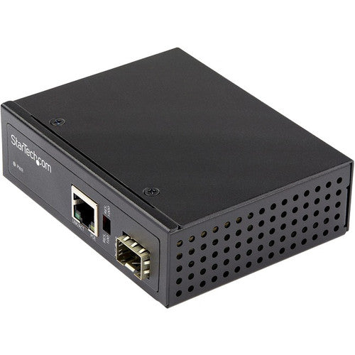 StarTech.com PoE+ Industrial Fiber to Ethernet Media Converter 60W - SFP to RJ45 - SM/MM Fiber to Gigabit Copper IP-30 IMC1GSFP60W