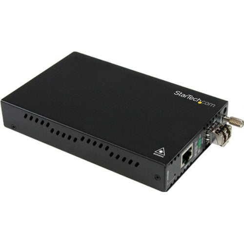 StarTech.com OAM Managed Gigabit Ethernet Fiber Media Converter - Multi Mode LC 550m - 802.3ah Compliant ET91000LCOAM